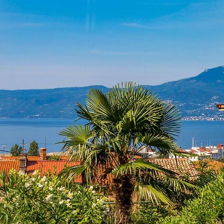 غييكا Apartman Villa Carolina المظهر الخارجي الصورة